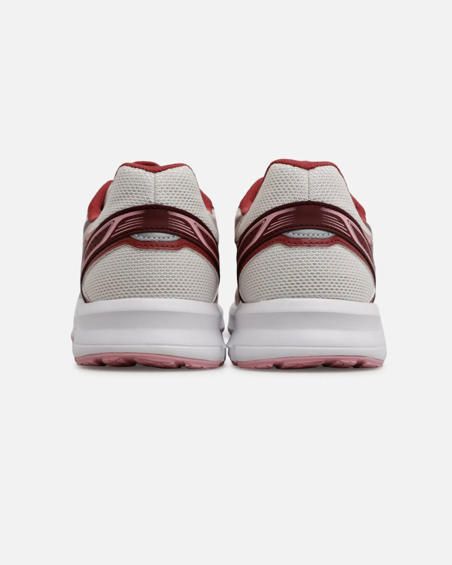 Asics Jog 100S Port Royal Cold Safe photo shoot