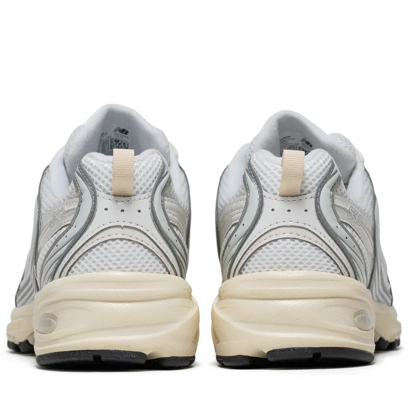 New Balance 530 - Silver Metallic/Linen Slip On Elastic Gusset