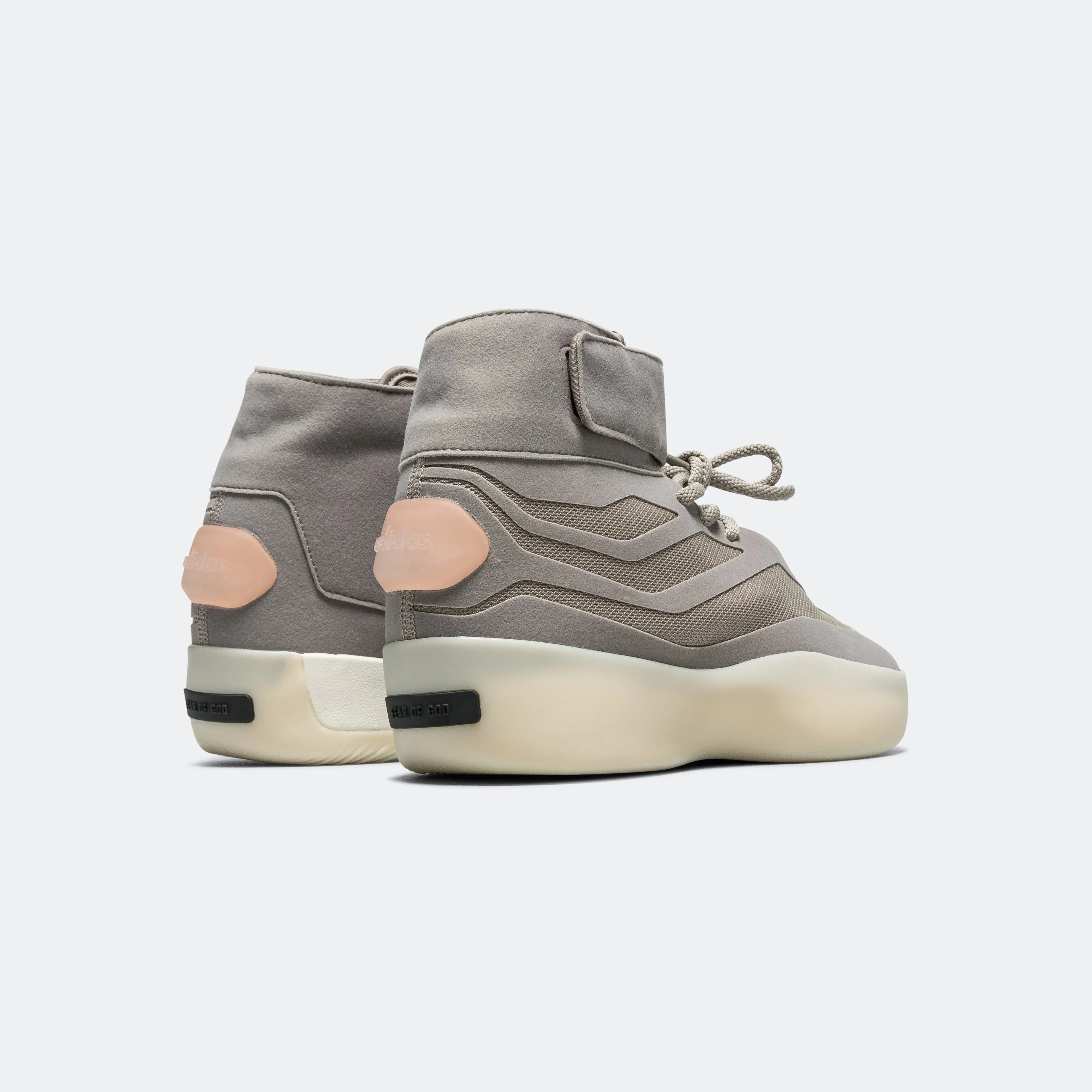 Athletics II Basketball High - Putty Beige/Putty Beige Run Errands