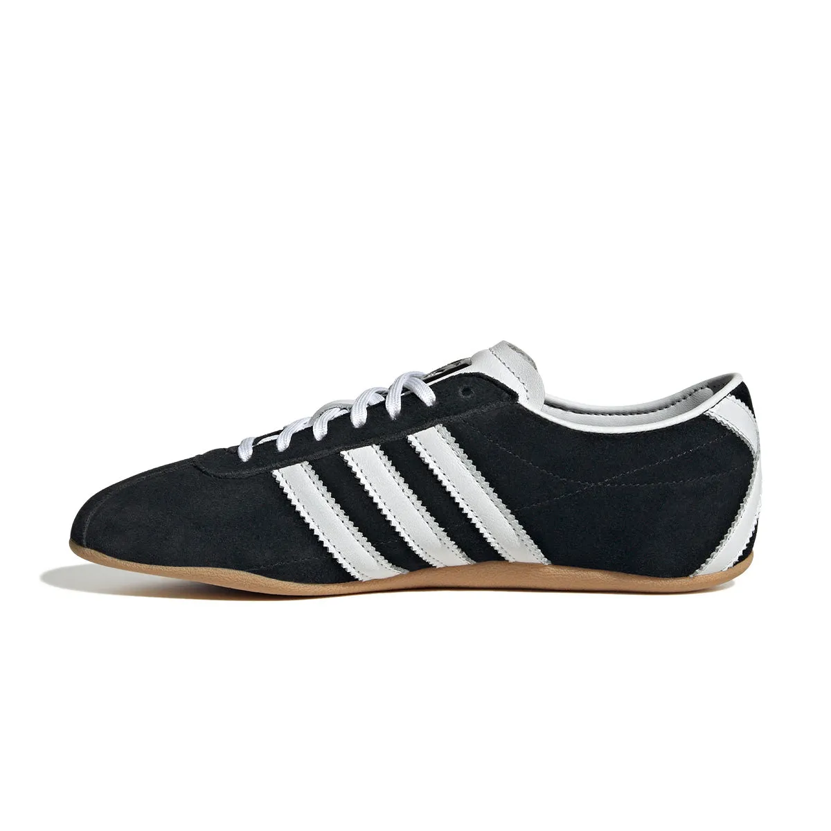 Wmns Tokyo 'Core Black White Gum' Dynamic silhouette