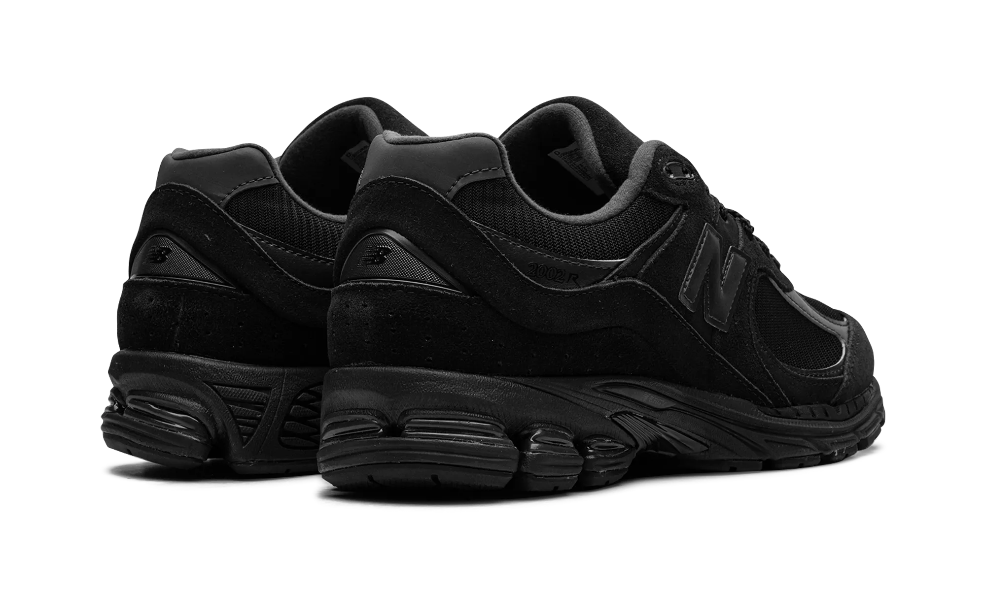 2002R "Triple Black Suede" supination - control - feature shoes running in a tunnel area shoes