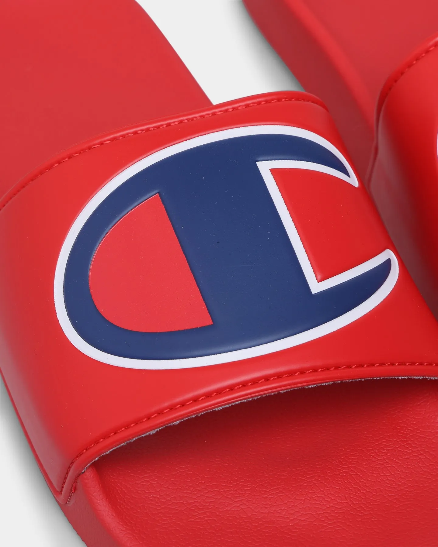 Comfortable Slim Line IPO Slides Red/Red