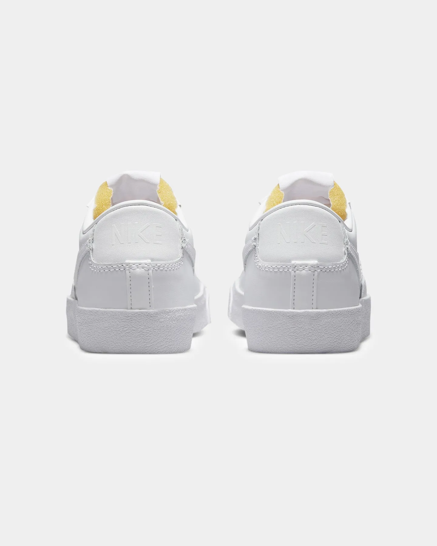 Nike Women's Blazer Low '77 White/White/White side - zip Effortless support