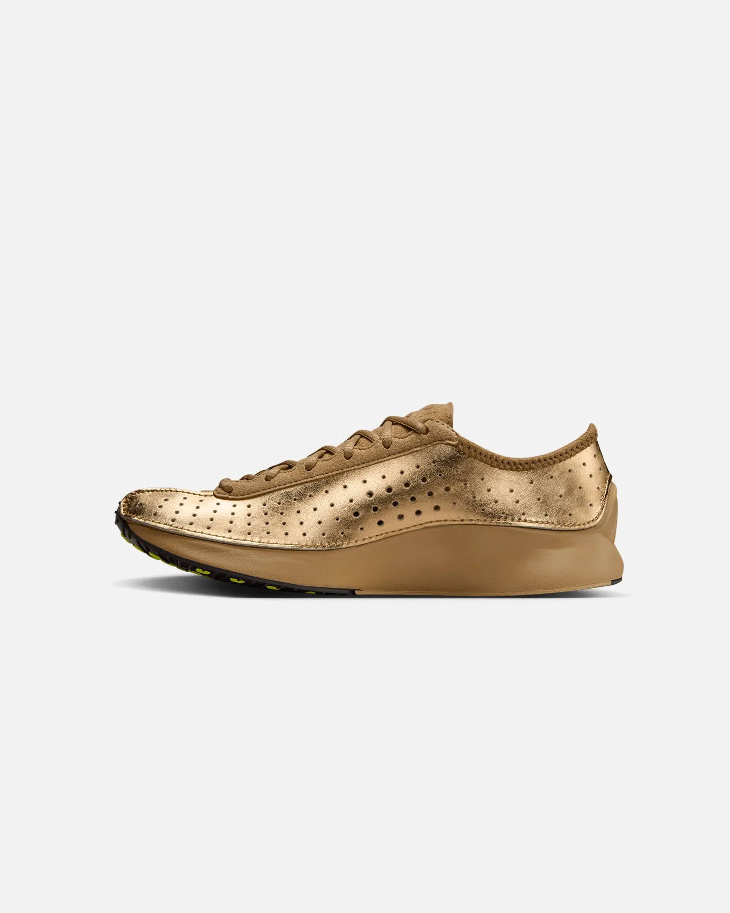 Iconic support Nike Women's Air Superfly Gold/Parachute Beige