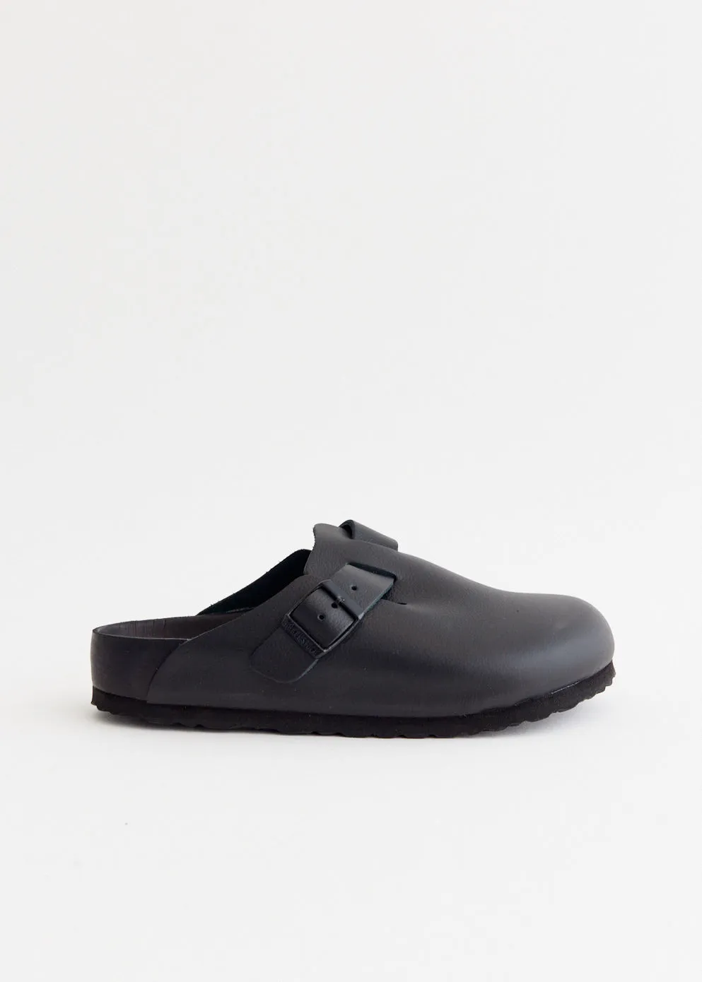 All-weather flair Slip-resistant support Boston Regular Exquisite Slides