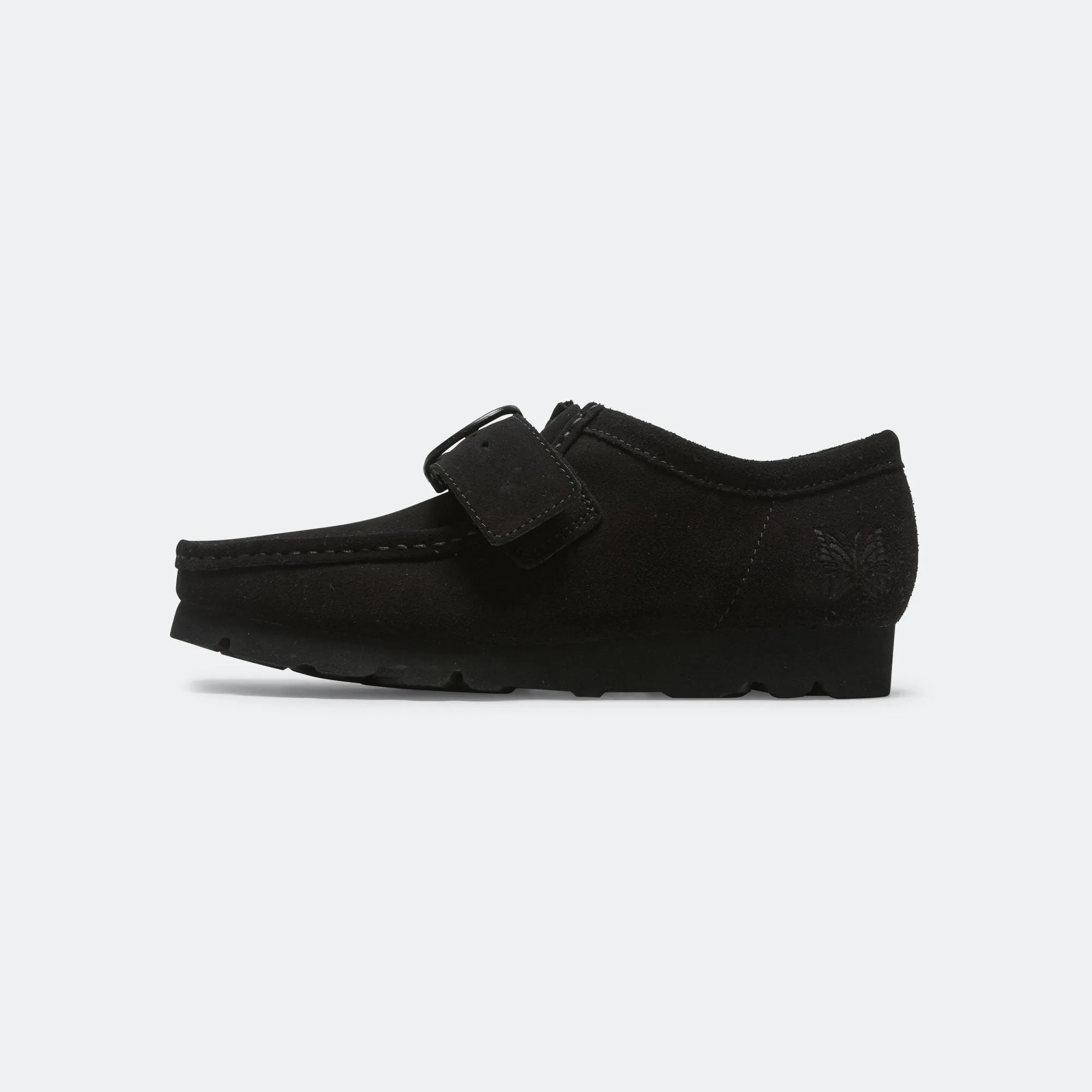 High   Quality Shock Absorbing Heel WallaStrap Low x Needles - Black Suede