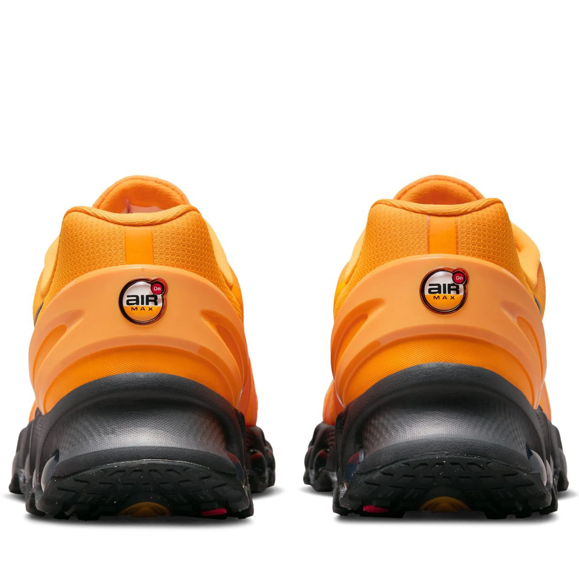 Nike Air Max DN8 - Sundial/Dark Smoke Grey Light Padding Cozy Motion