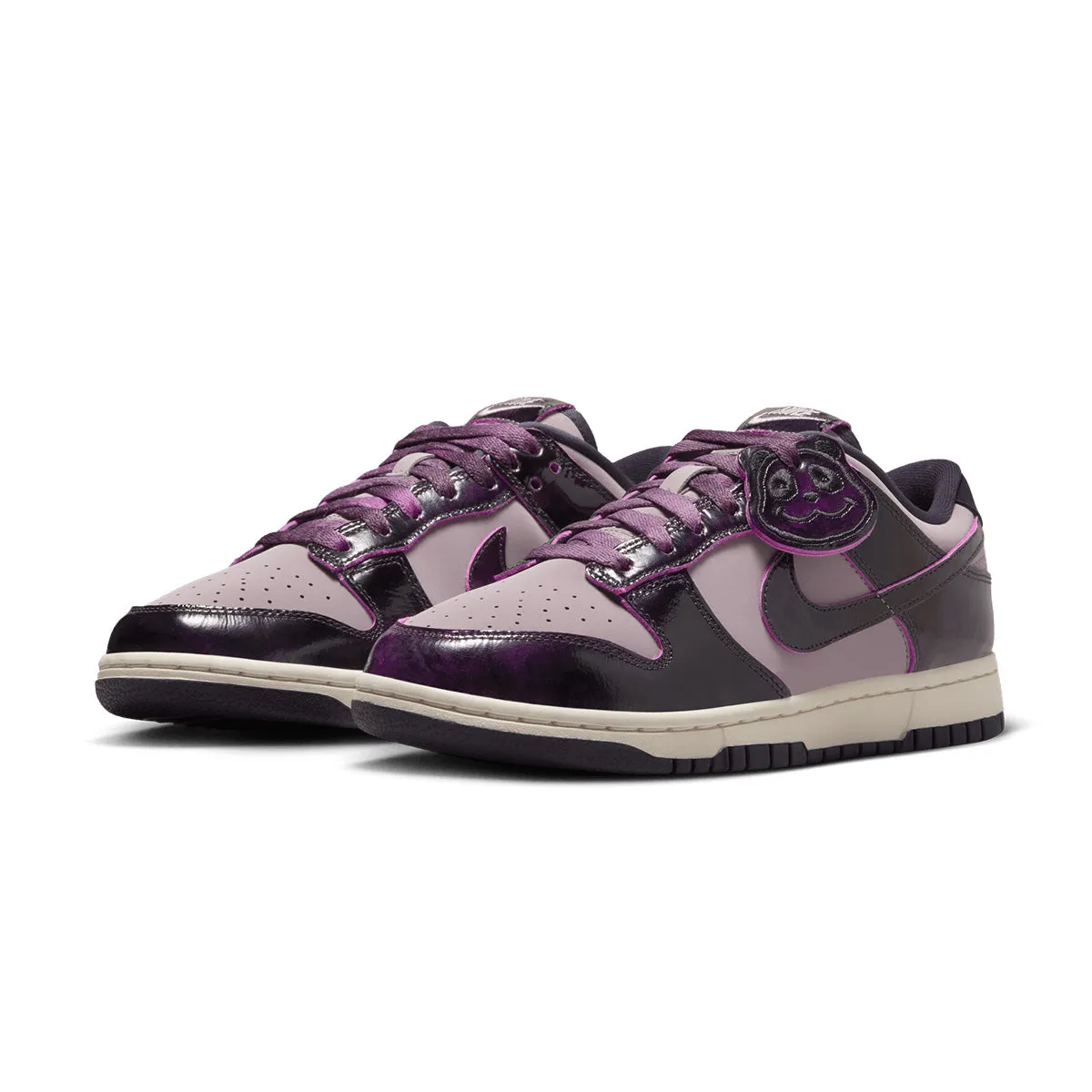 traveler - style pool - specific features Wmns Dunk Low 'Panda Purple'