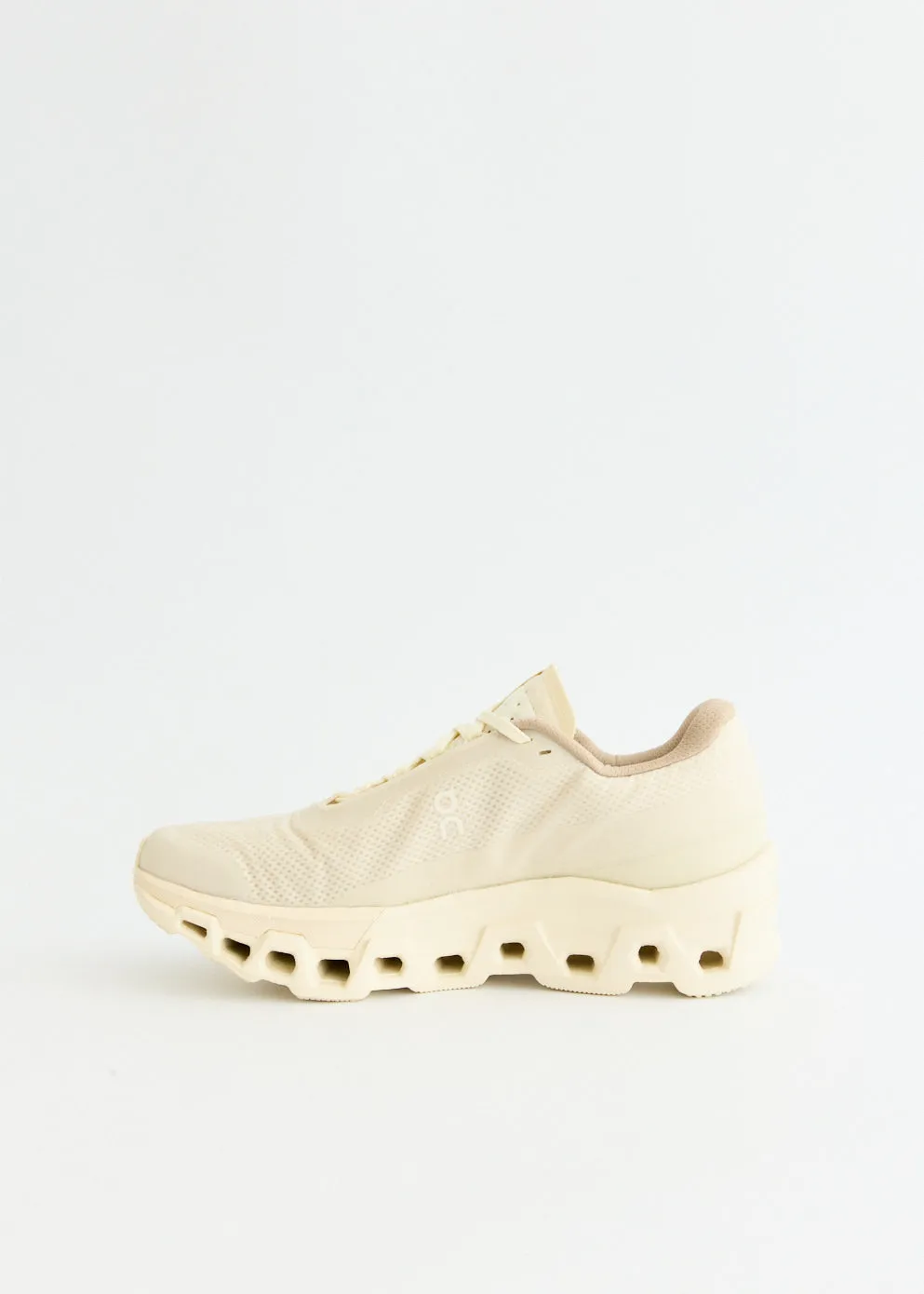 Cloudmonster 2 INVINCIBLE Sneakers Classy Fit Long - distance