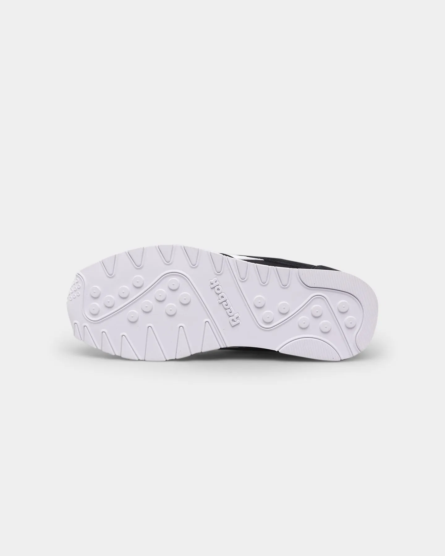 Reebok Classic Nylon Core Black/Footwear White Free Pace Dad Style