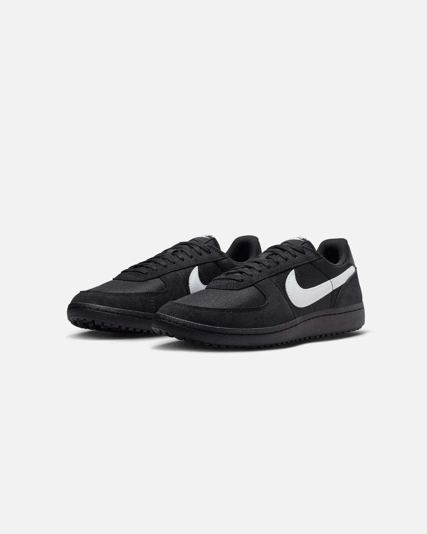 Stride Bold Nike Field General Black/White