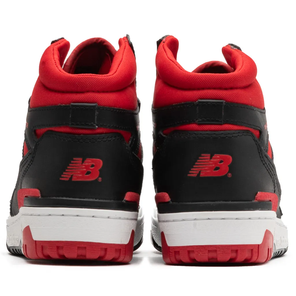 Weekend Hikes Street Fit New Balance 650R - Black/Red