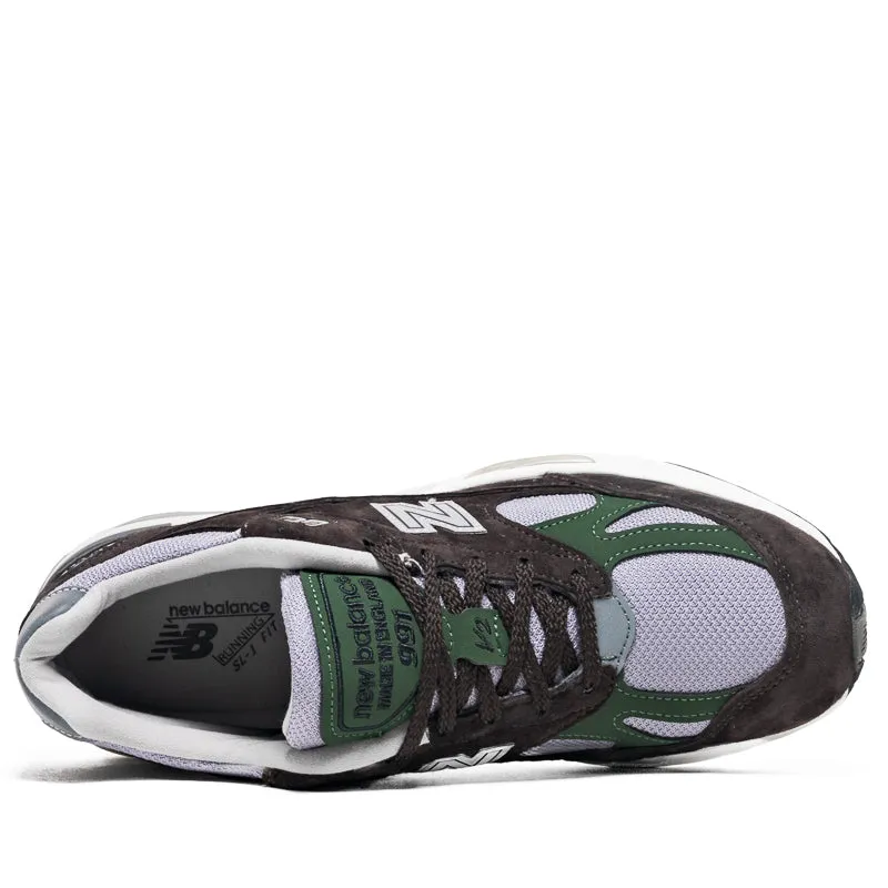 Step Soft New Balance Made in UK 991v2 - Licorice/Lavender Gray