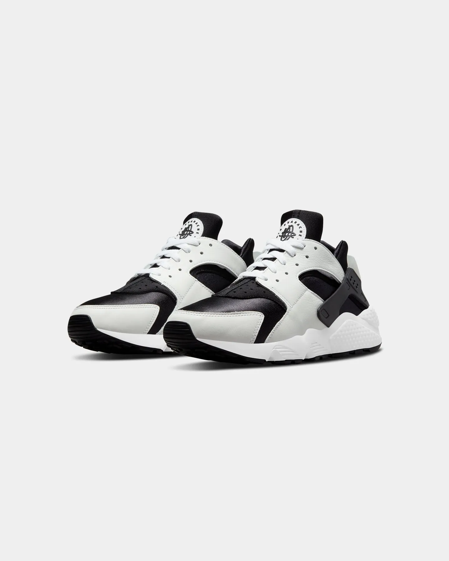 Nike Air Huarache Black/White Supportive