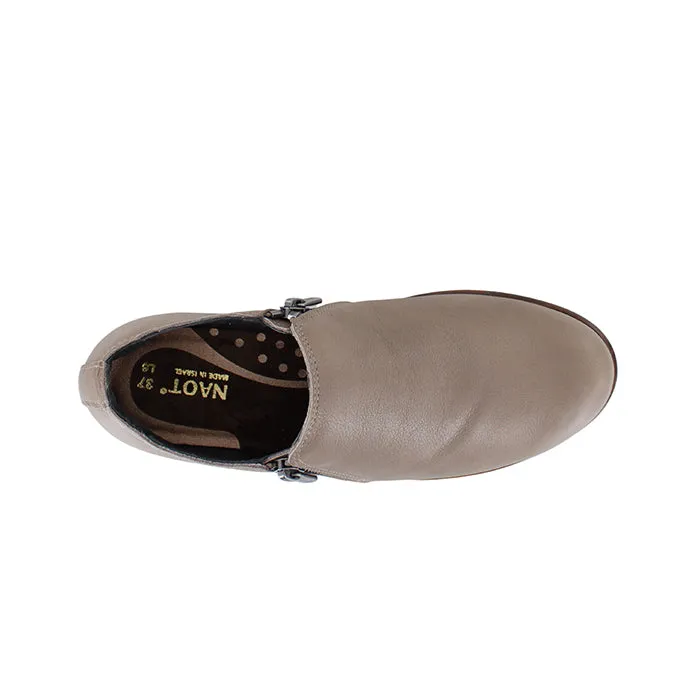 Womens Naot Autan in Stone Flip Step Smart Choice