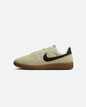 Secure Sole serious hikers' equipment Nike Women's Field General Olive
