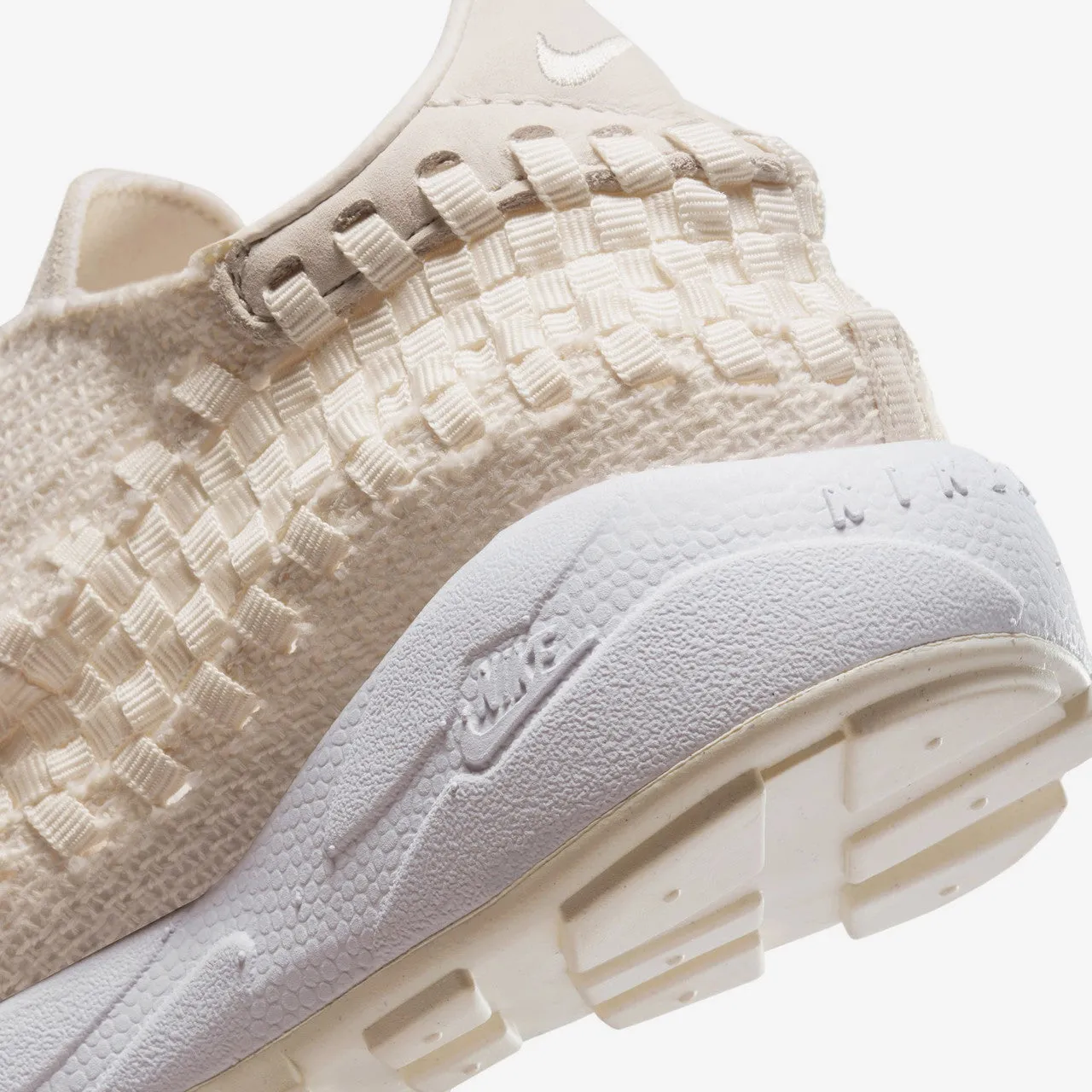 Hyper Elastic Foam Wmns Air Footscape Woven