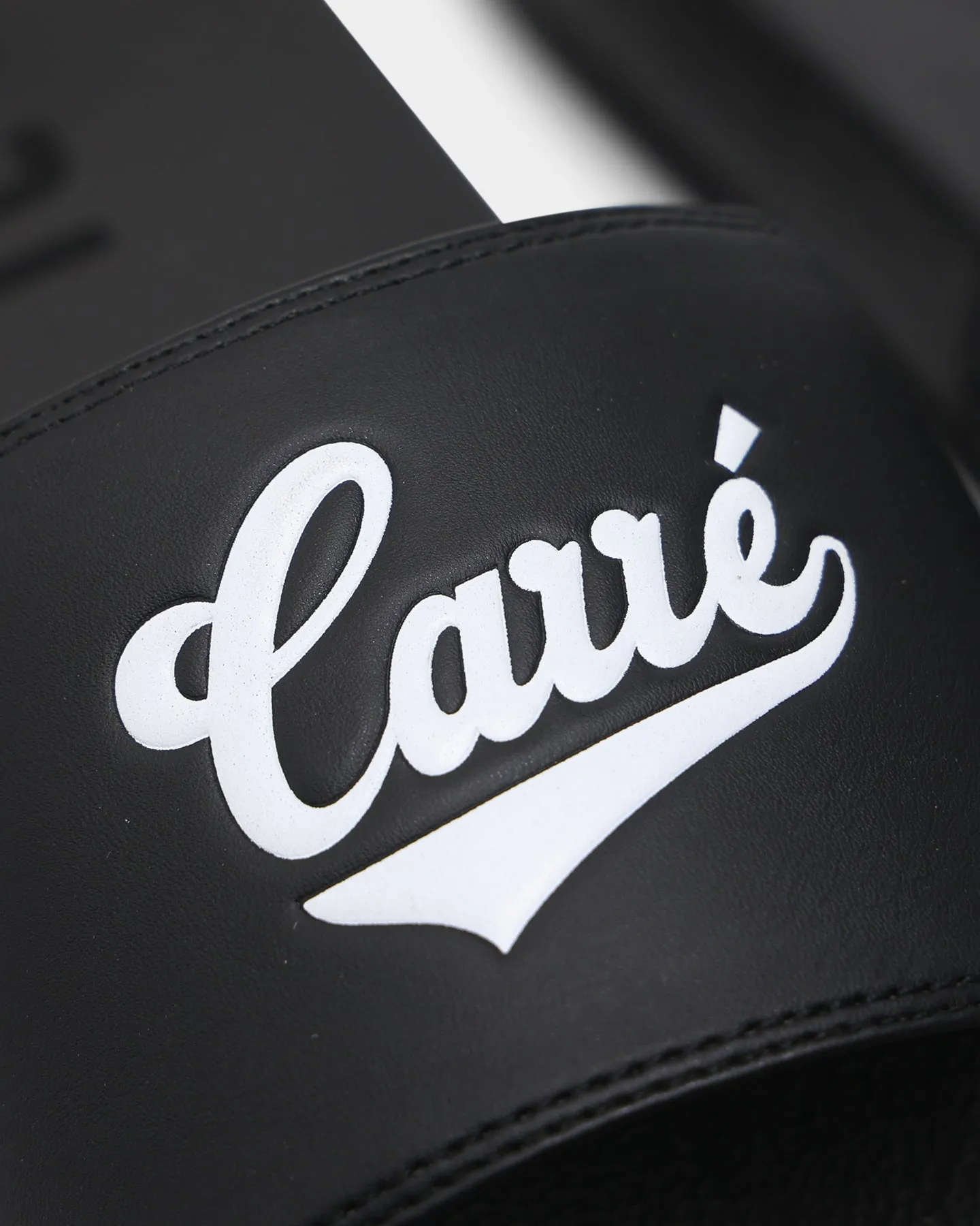 Carr?? Simplicit?? Classique Slides Black/White Comfort support