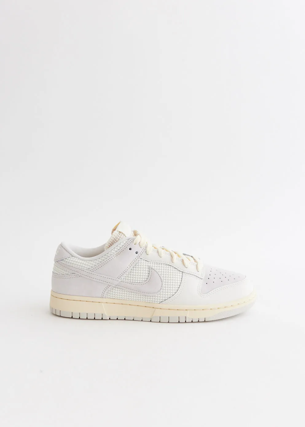 Dunk Low 'Phantom' Sneakers kids' models