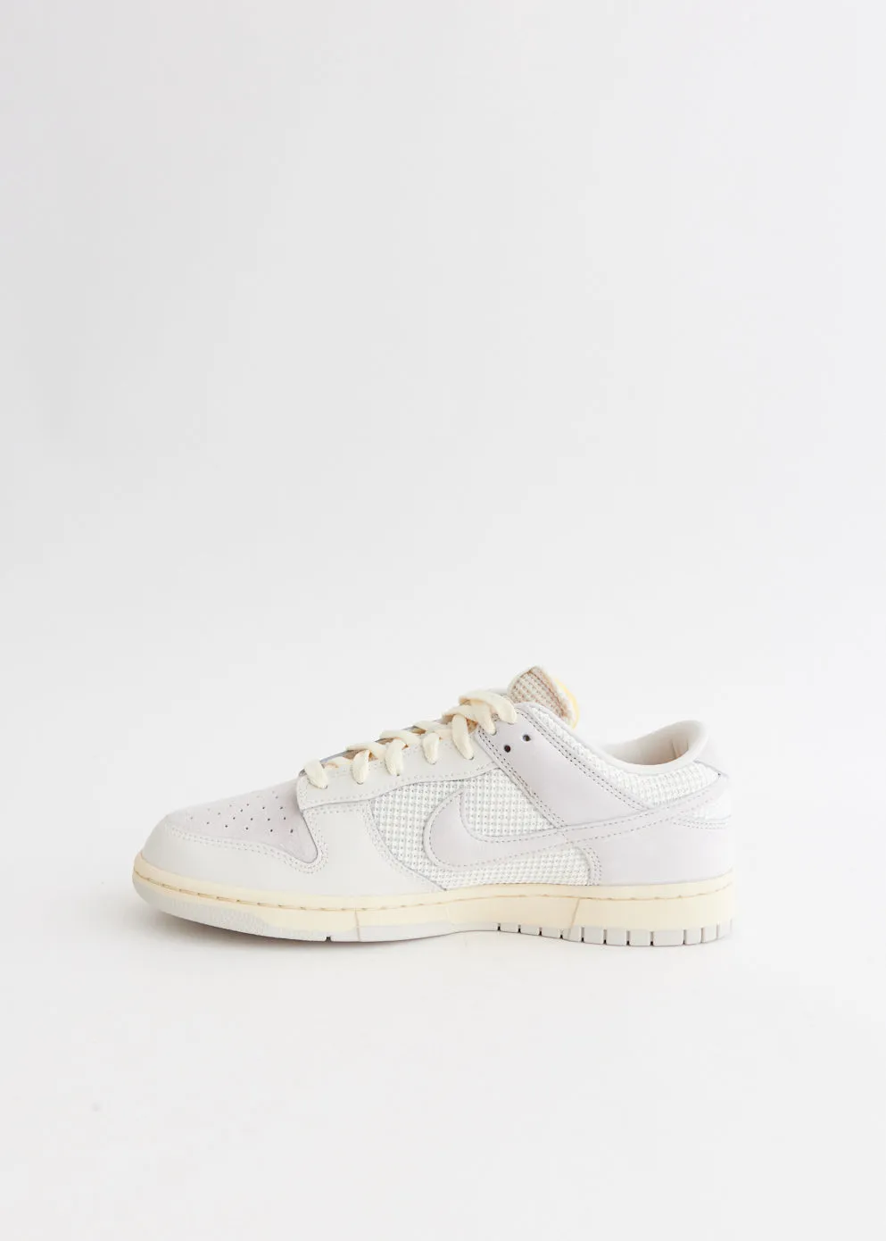 Travelers Dunk Low 'Phantom' Sneakers