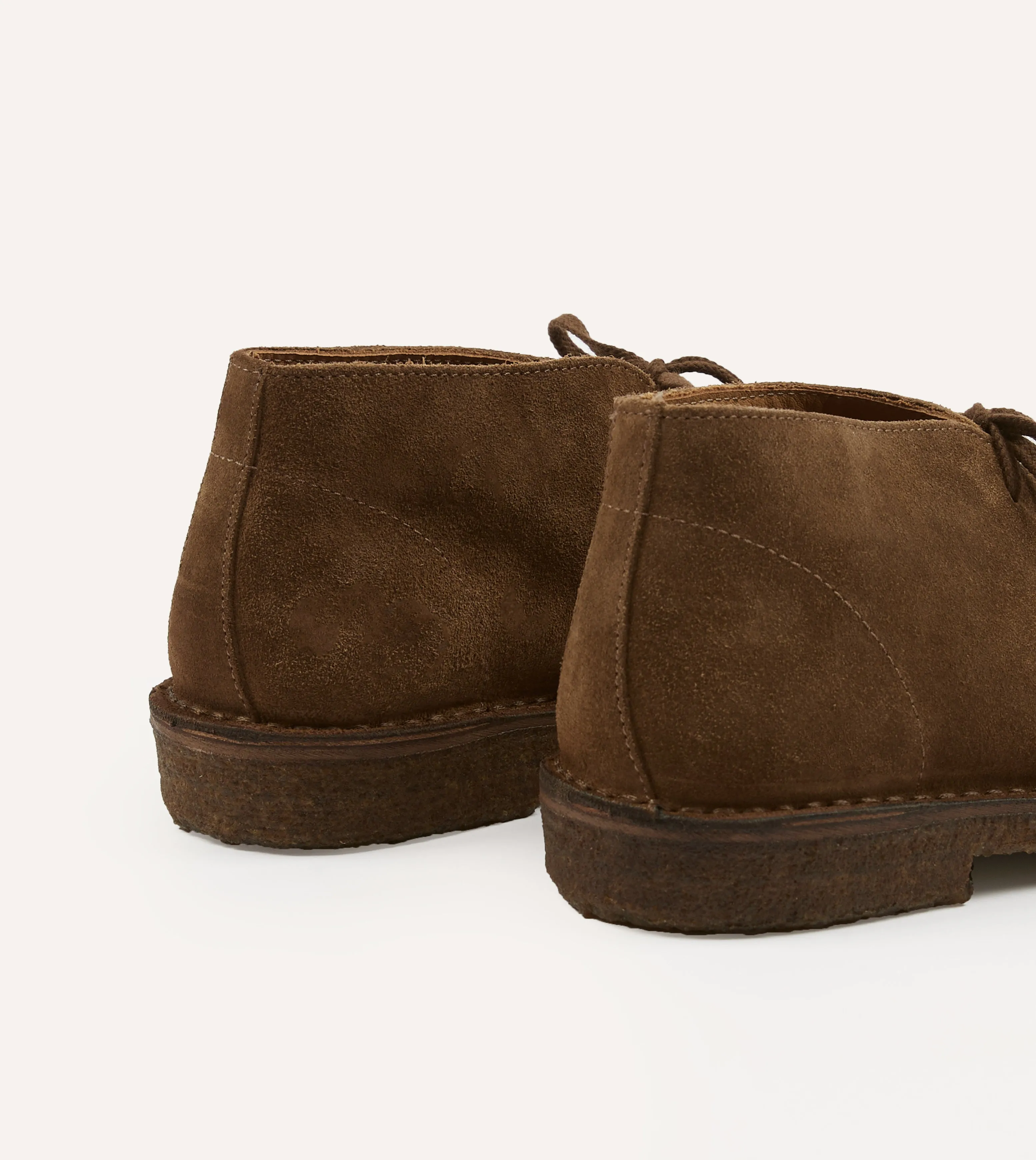 Groom Side Crosby Moc-Toe Chukka Boot Tobacco Suede
