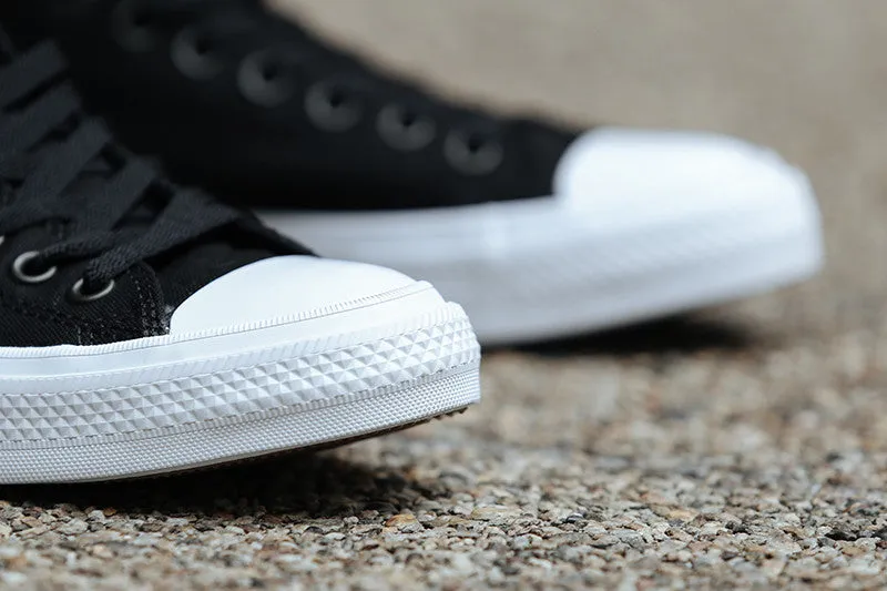 Chuck Taylor All Star II OX Black/white Silk Feel Bright Neon