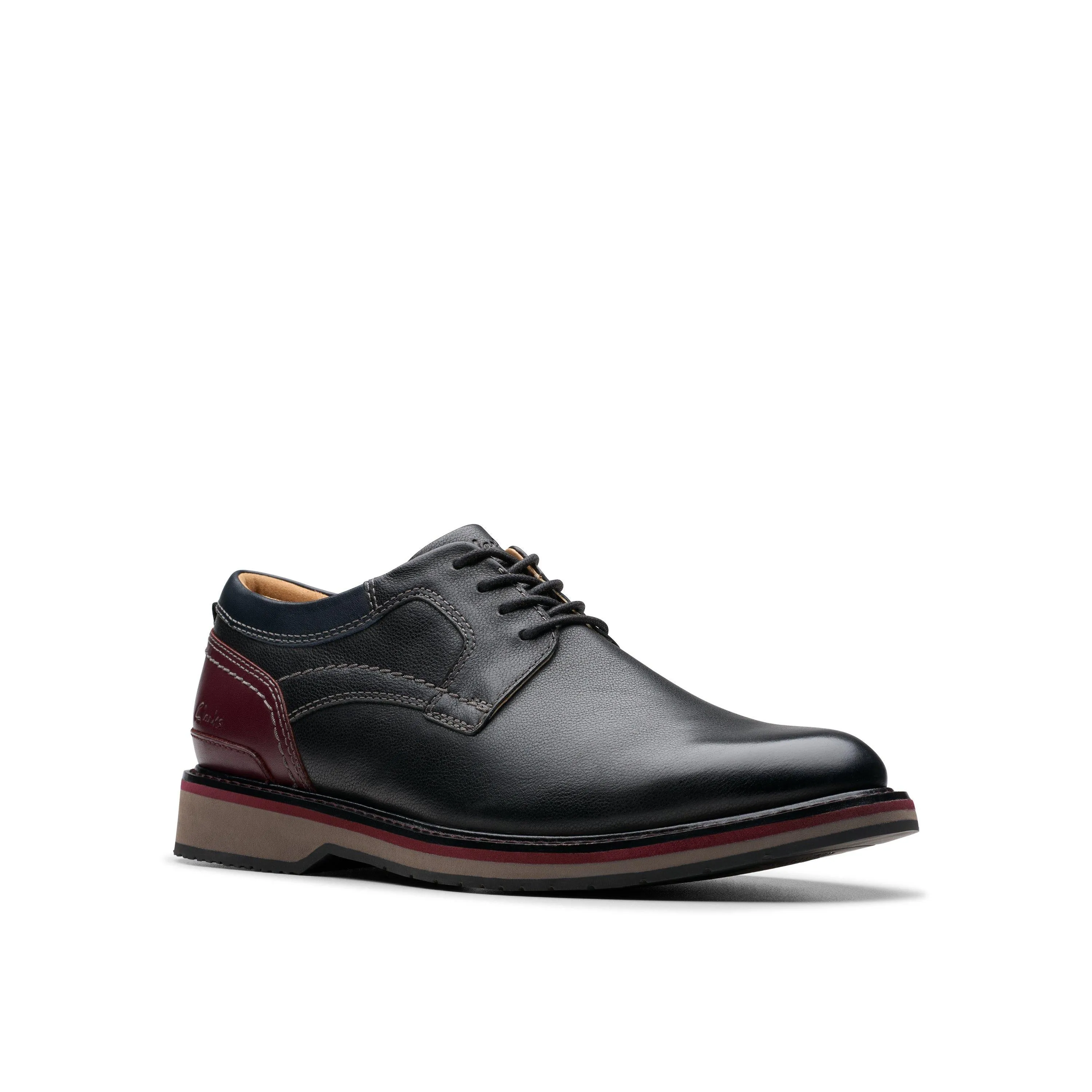 CLARKS MONAHAN PLAIN breathable vents leisurely walk