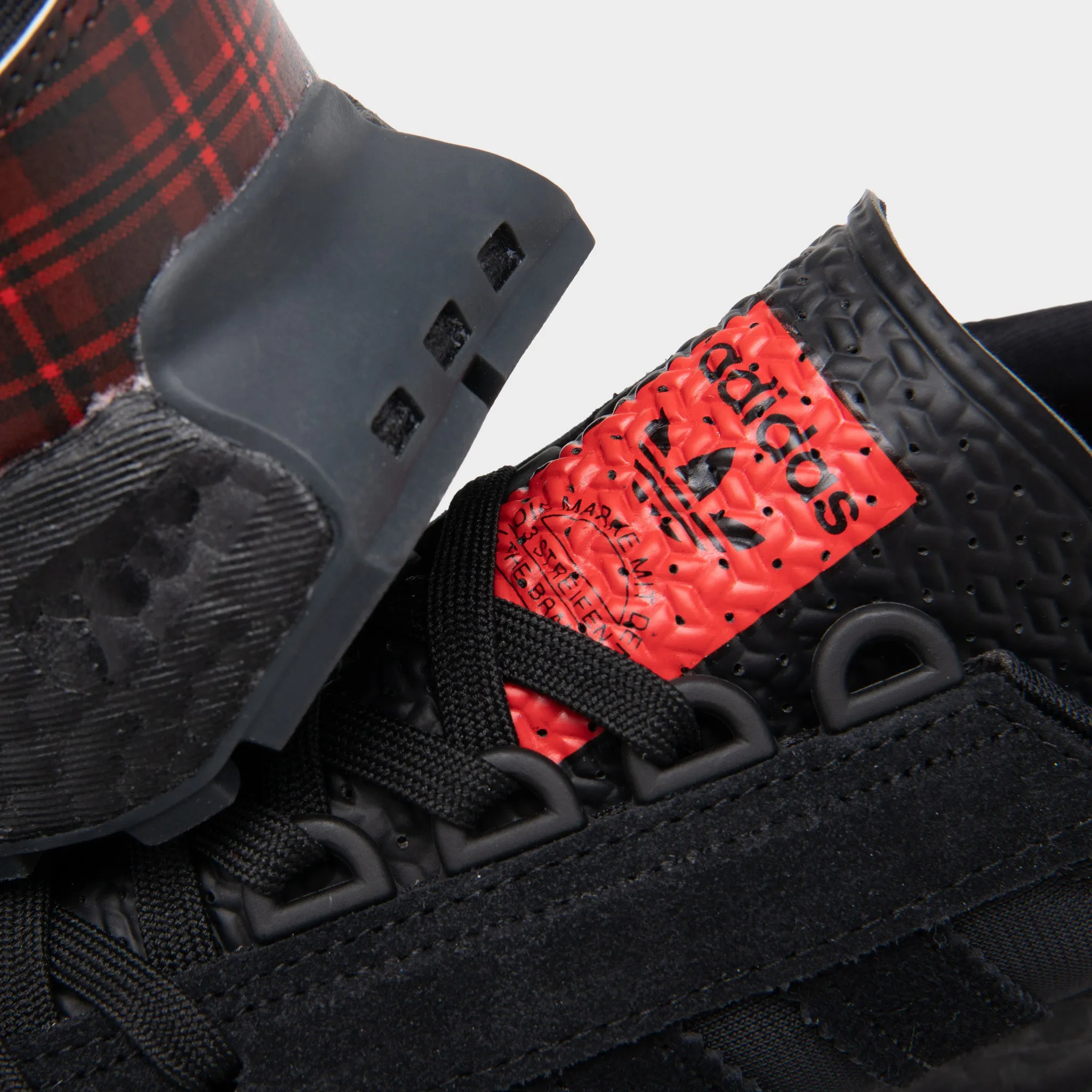 adidas Originals Retropy E5 Core Black / Vivid Red - Core Black Roll Step