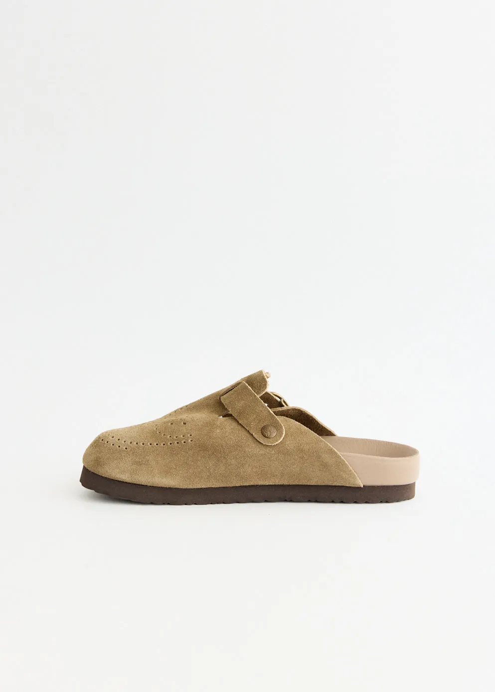 Retro-inspired silhouette Superior ease Clog Sandals