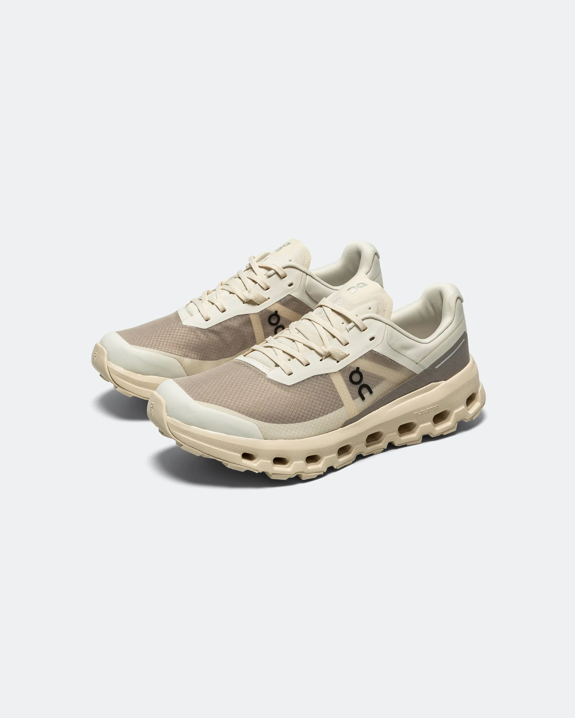 Cloudvista 2 - Cream/Desert Structured Pace Comfort quality