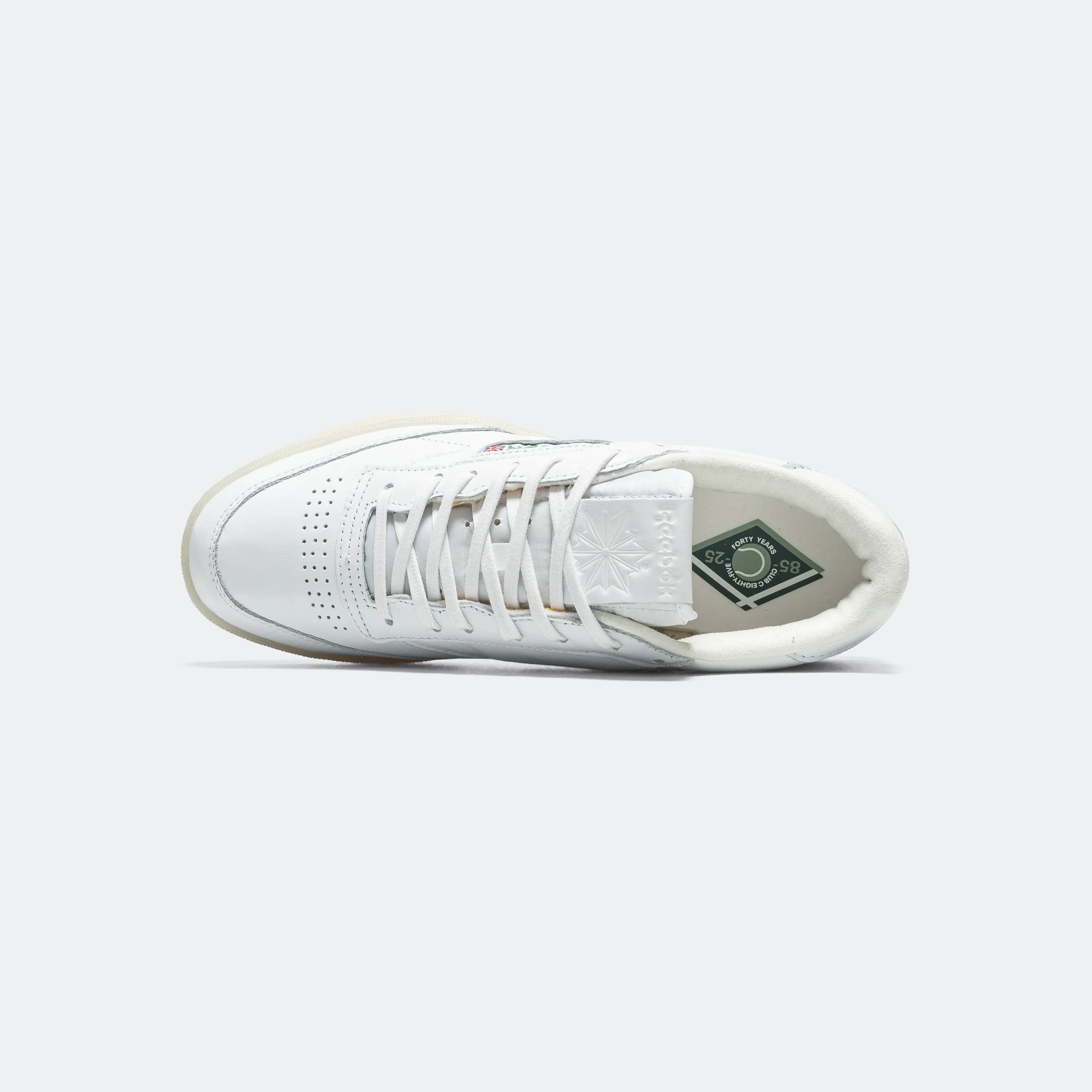 Club C 85 Vintage - White/Glen Green/Vector Red Travel Fit WaterResistant