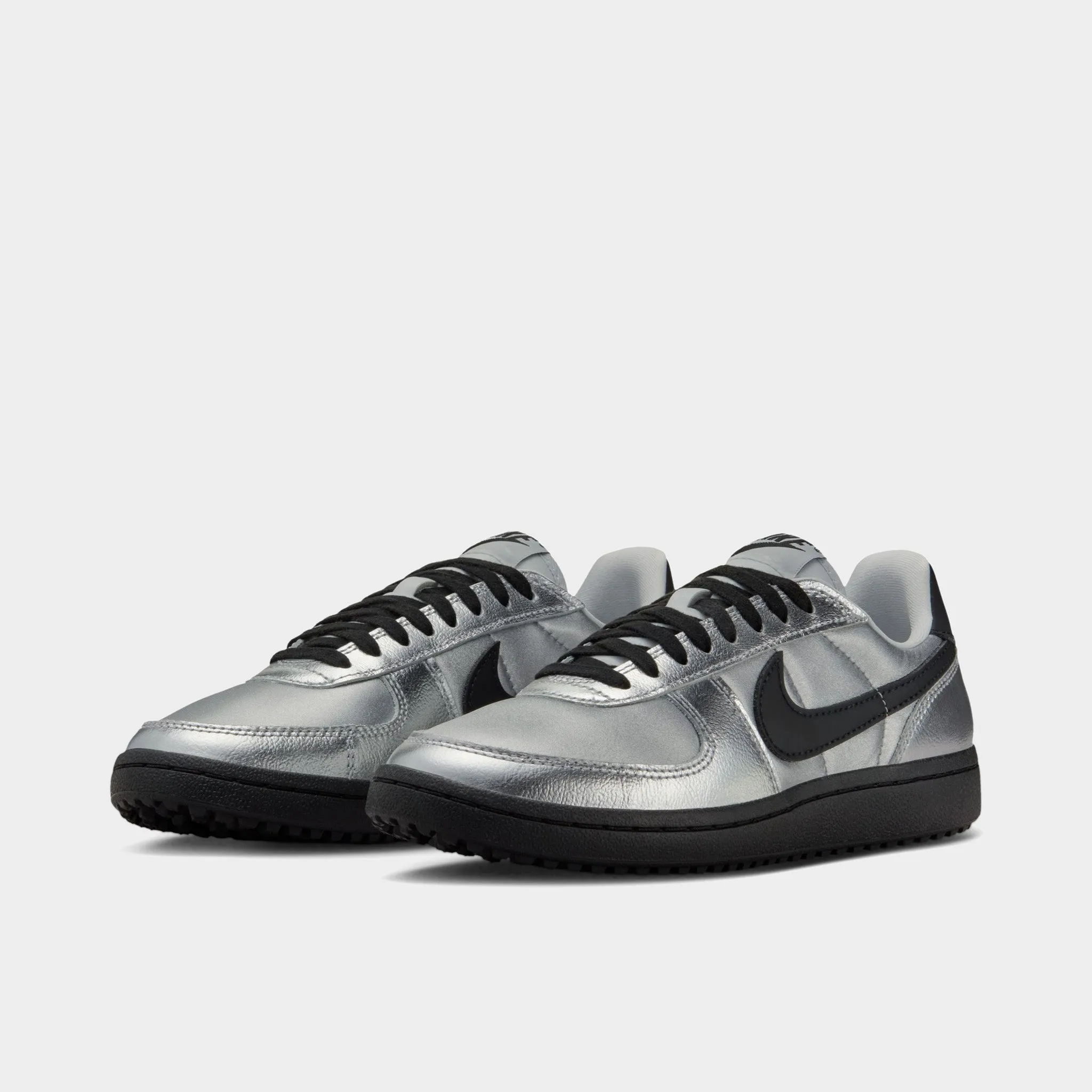 Comfortable Midsole Blossom Step Nike Women's Field General SE Metallic Silver / Black - Photon Dust
