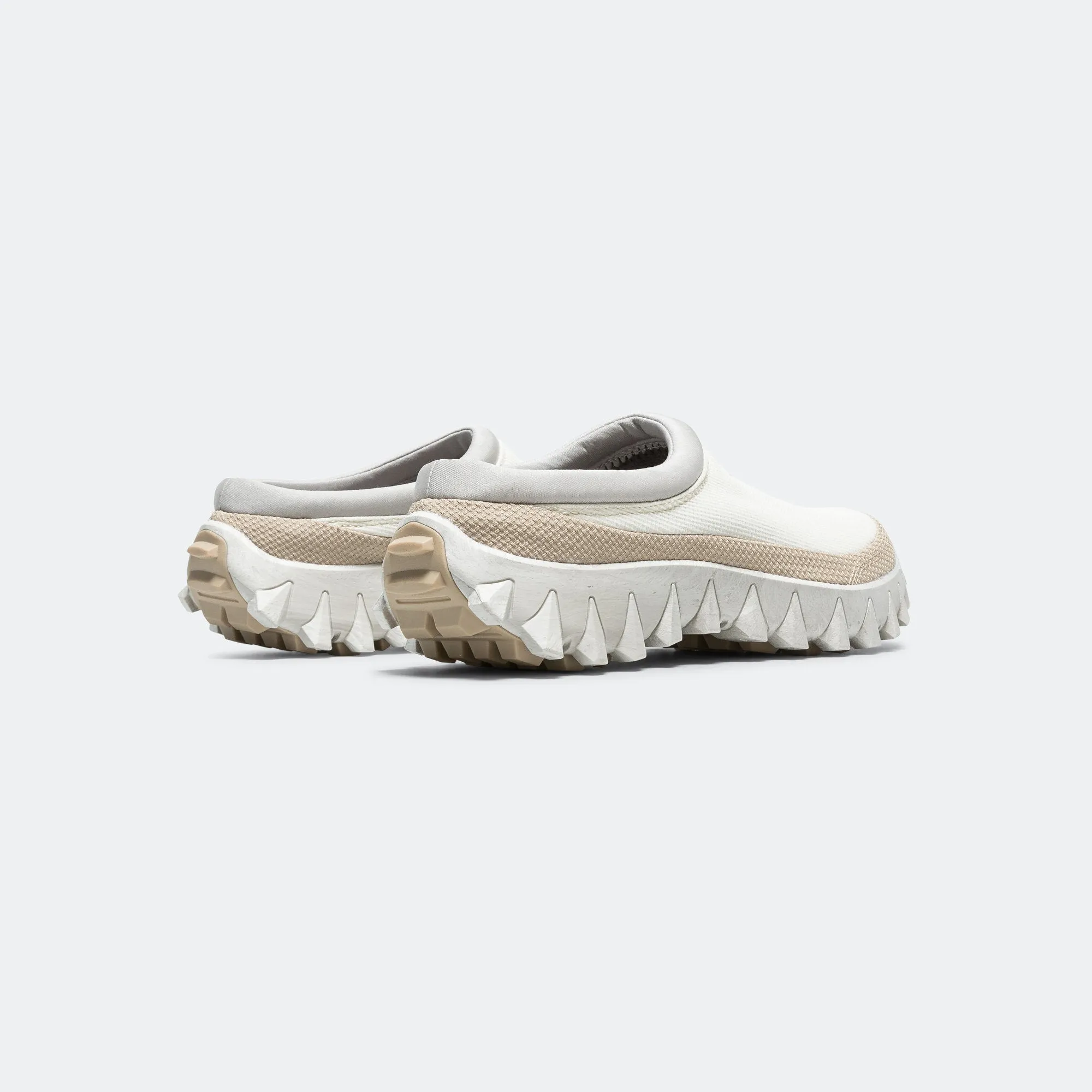 Stylish Support Sweatproof Snowclog - Vanilla Ice/Almond Milk-White Pepper