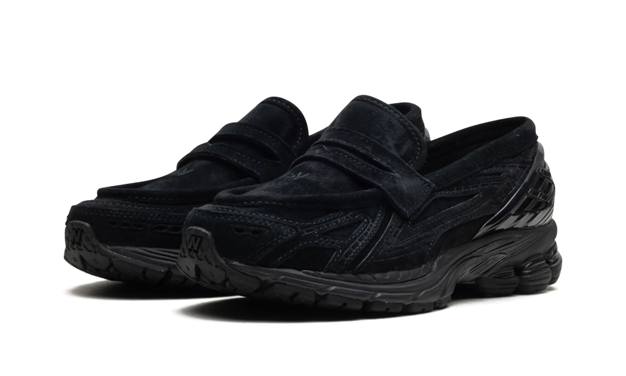 1906L "Black Suede" running with a gum rubber outsole Sunny - day running