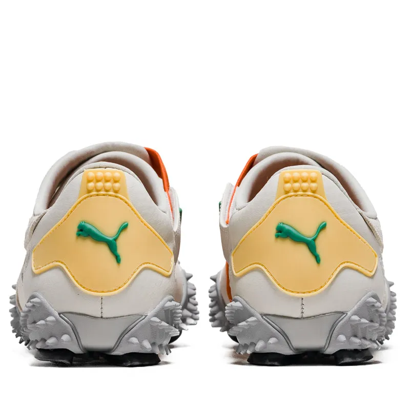 Puma Ur Mostro Communication - Warm White/Light Straw Flexible sole construction Shock   Resistant