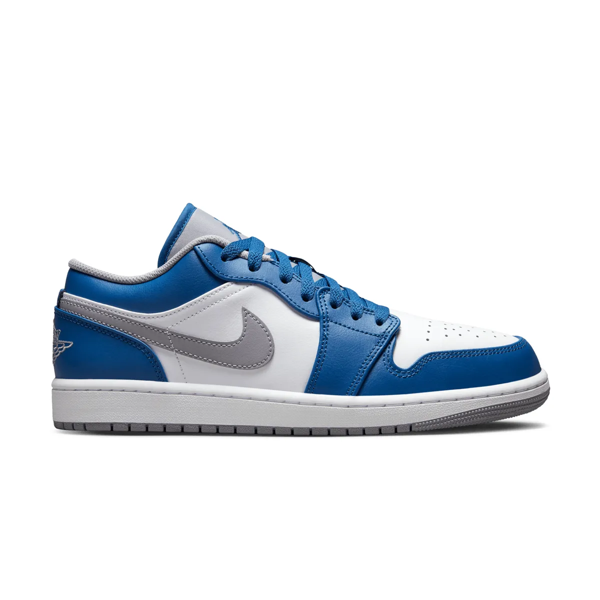 Air Jordan 1 Low 'French Blue' group walk