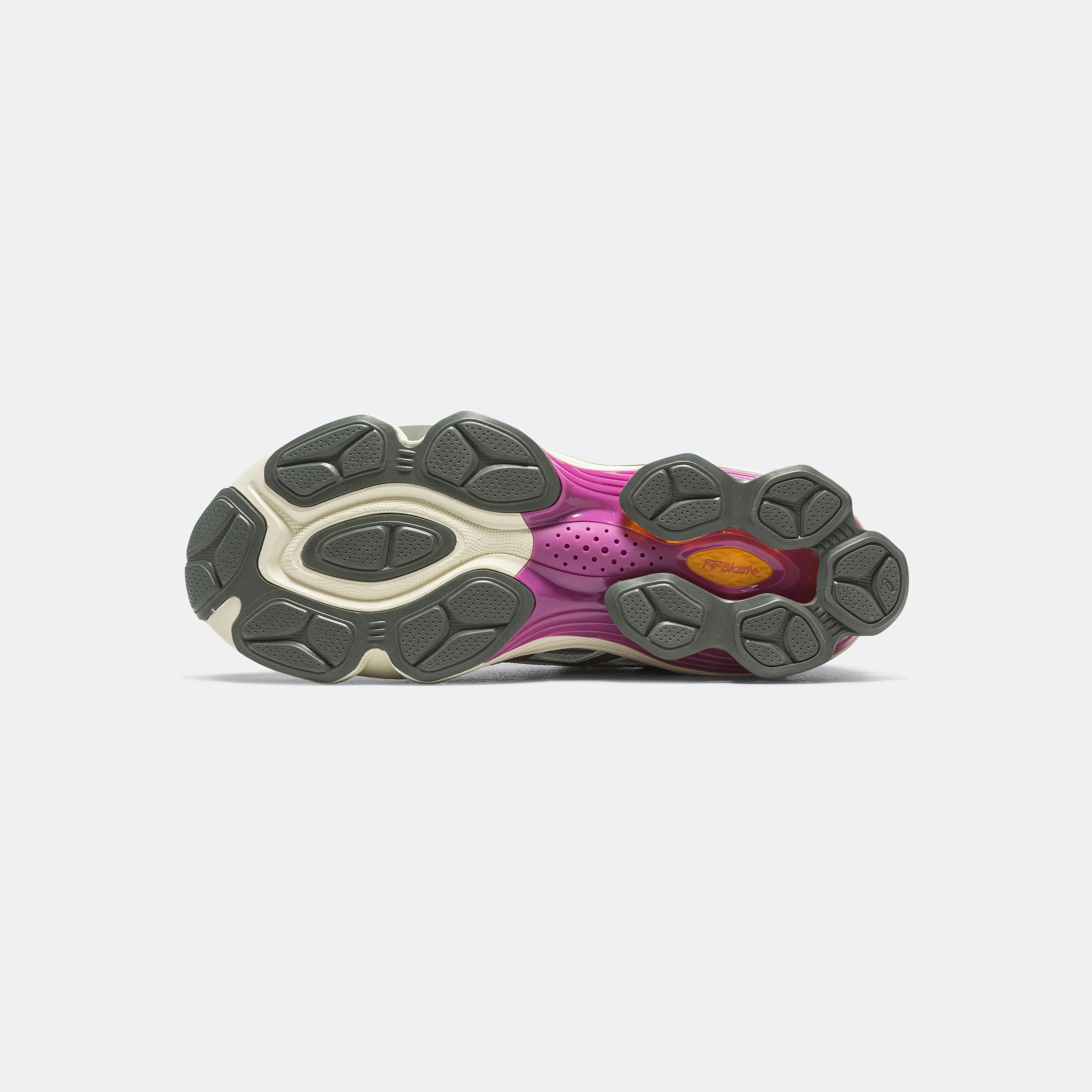 Minimal Design Street Trail GEL-Kinetic Fluent - White/Truffle Grey