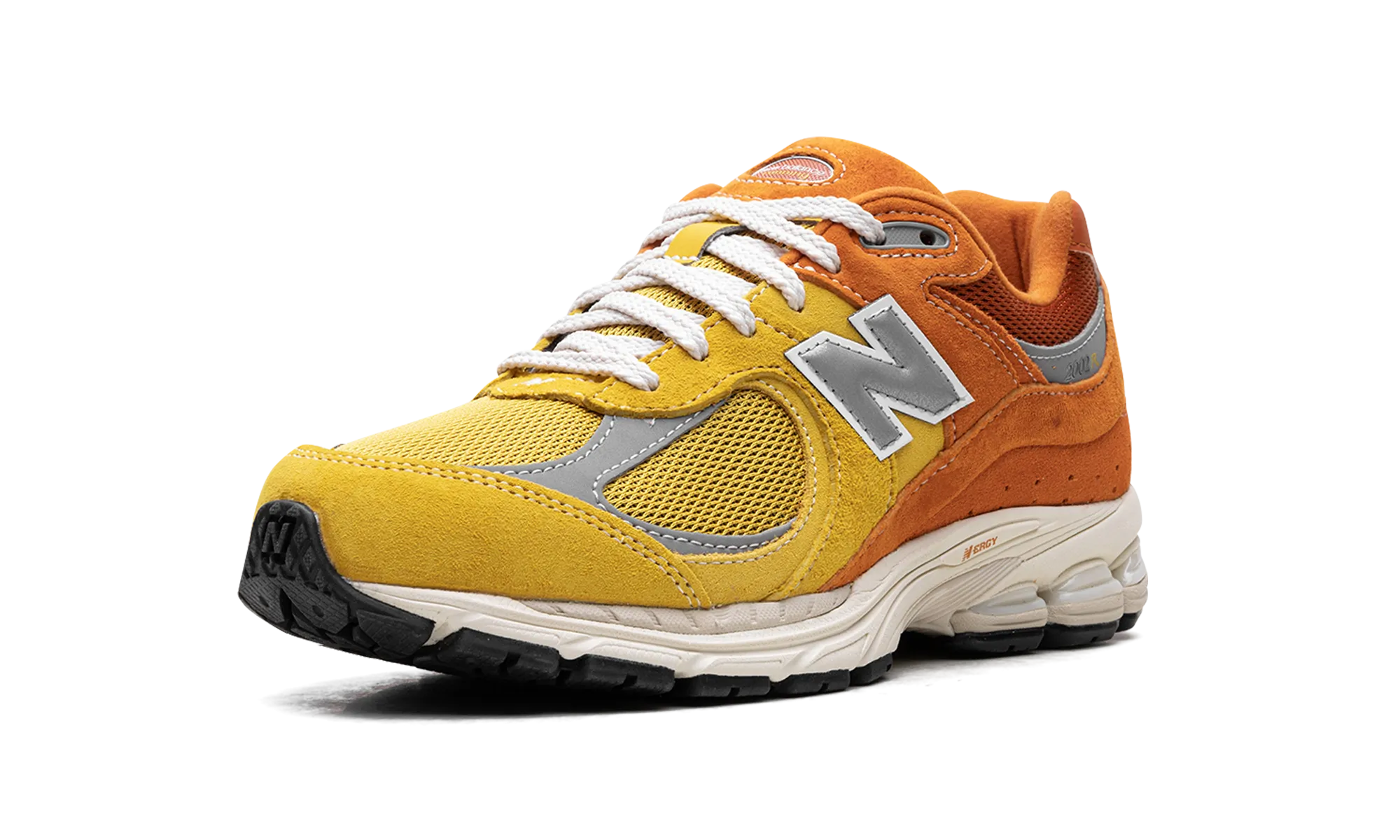 2002R "Ginger Lemon" running in a rope bridge area shoes