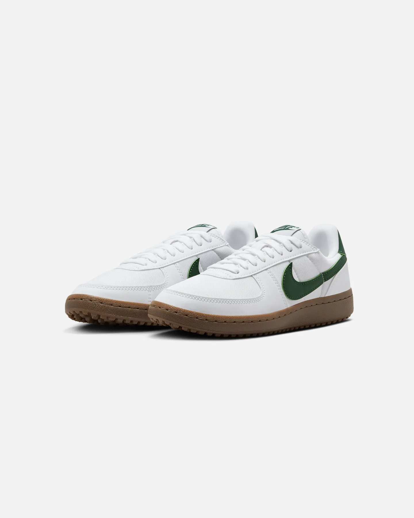 Nike Women's Field General White/Green Perfect Fit