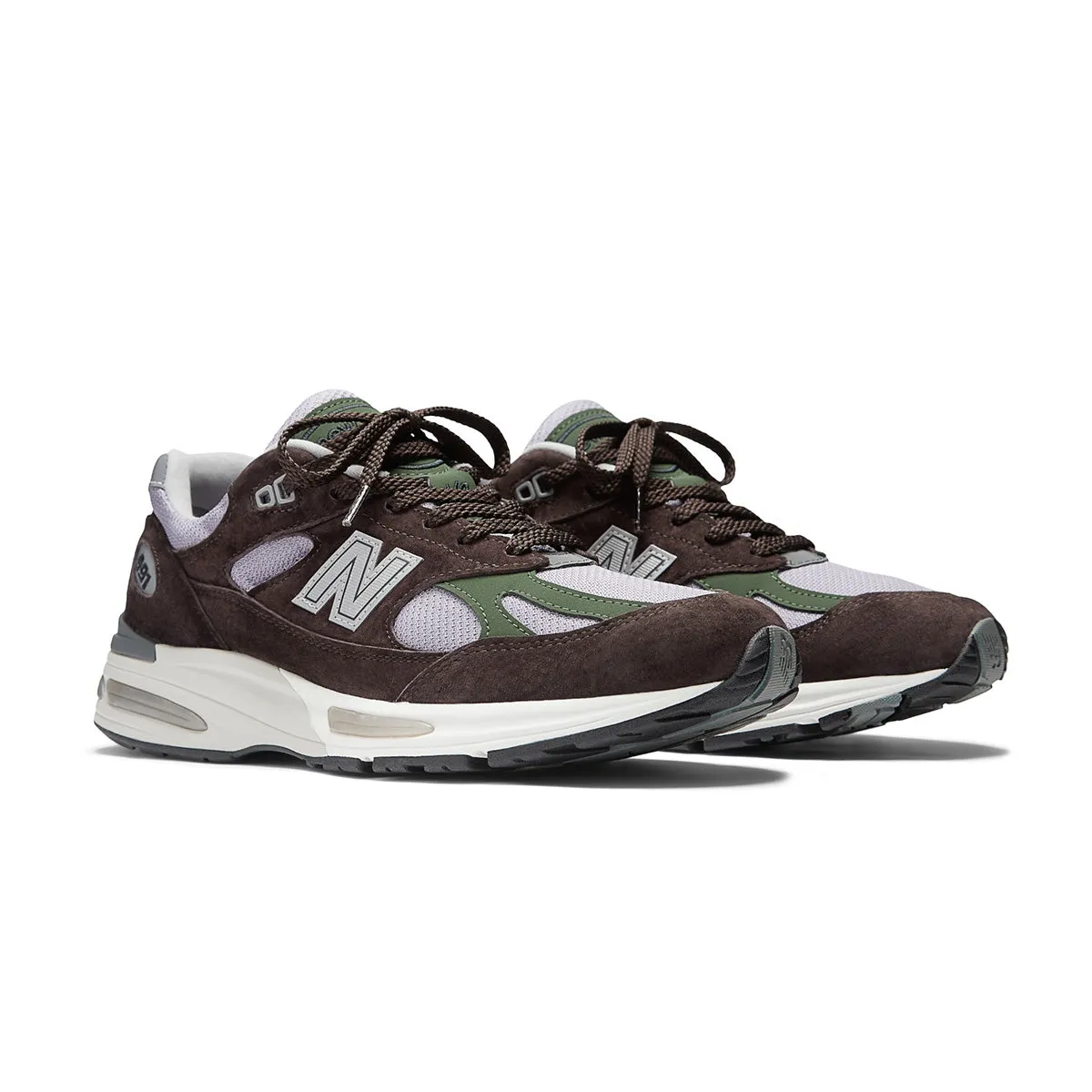 in UK 991v2 'Essentially Offbeat Licorice' Stretchable Urban Comfort