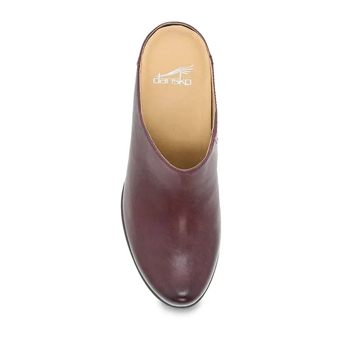 Built Light Womens Dansko Carrie in Wine
