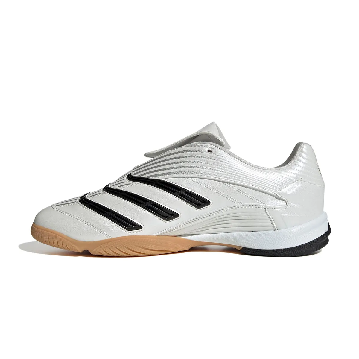 Game Edge Predator Sala 'Zero Metallic Black Gum'