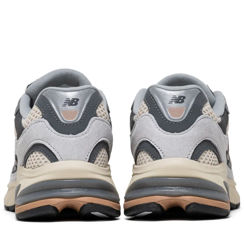 New Balance 2010 - Brighton Grey/Linen Reinforced Sides Sport Fanatic