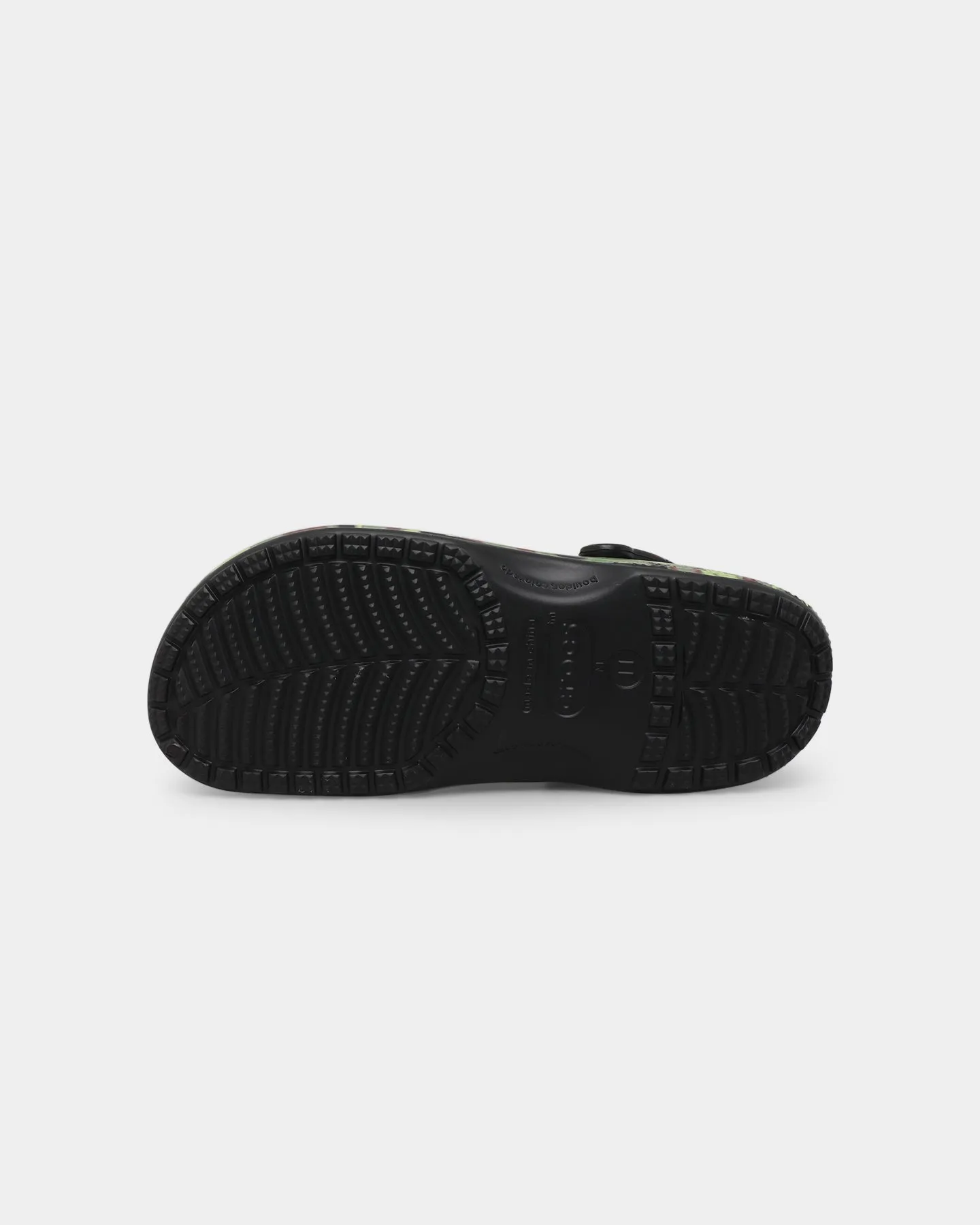 Crocs Classic Clog Spray Camo Black Busy Path evening run