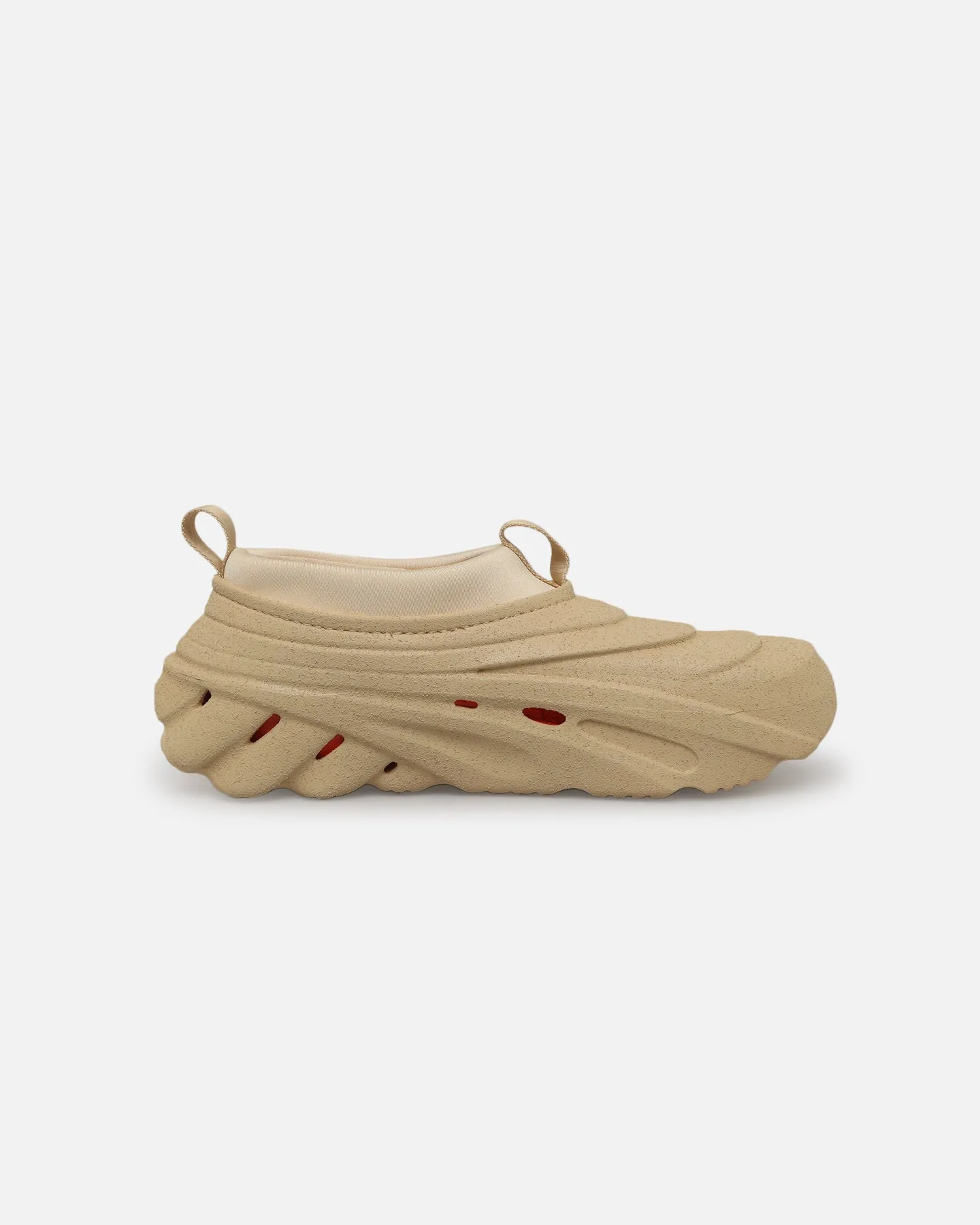 Crocs Echo Sand Storm Sesame Mom Fit