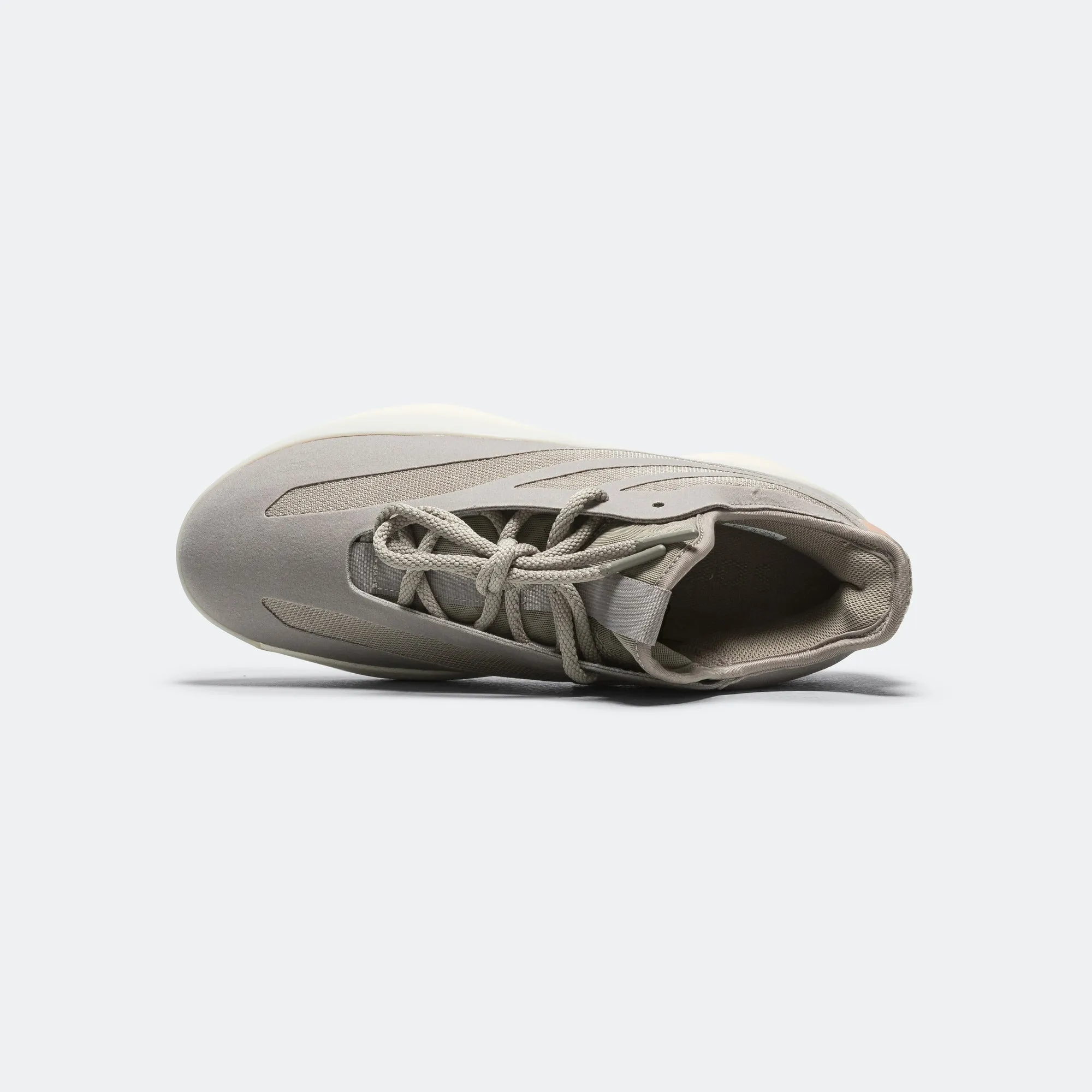 Athletics II Basketball Low - Putty Beige/Putty Beige Regular Fit Flat Outsole