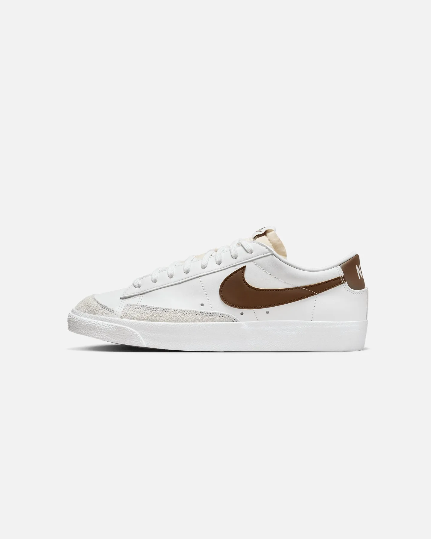 Nike Blazer Low '77 Vintage Summit White/Cacao Ankle wrap Joy Step