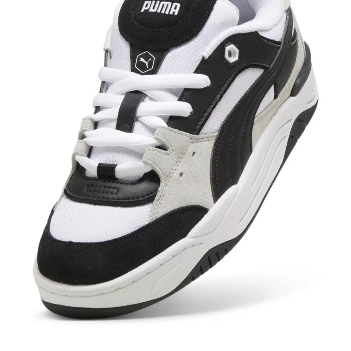 Puma-180 'PUMA White' Fashion-forward style