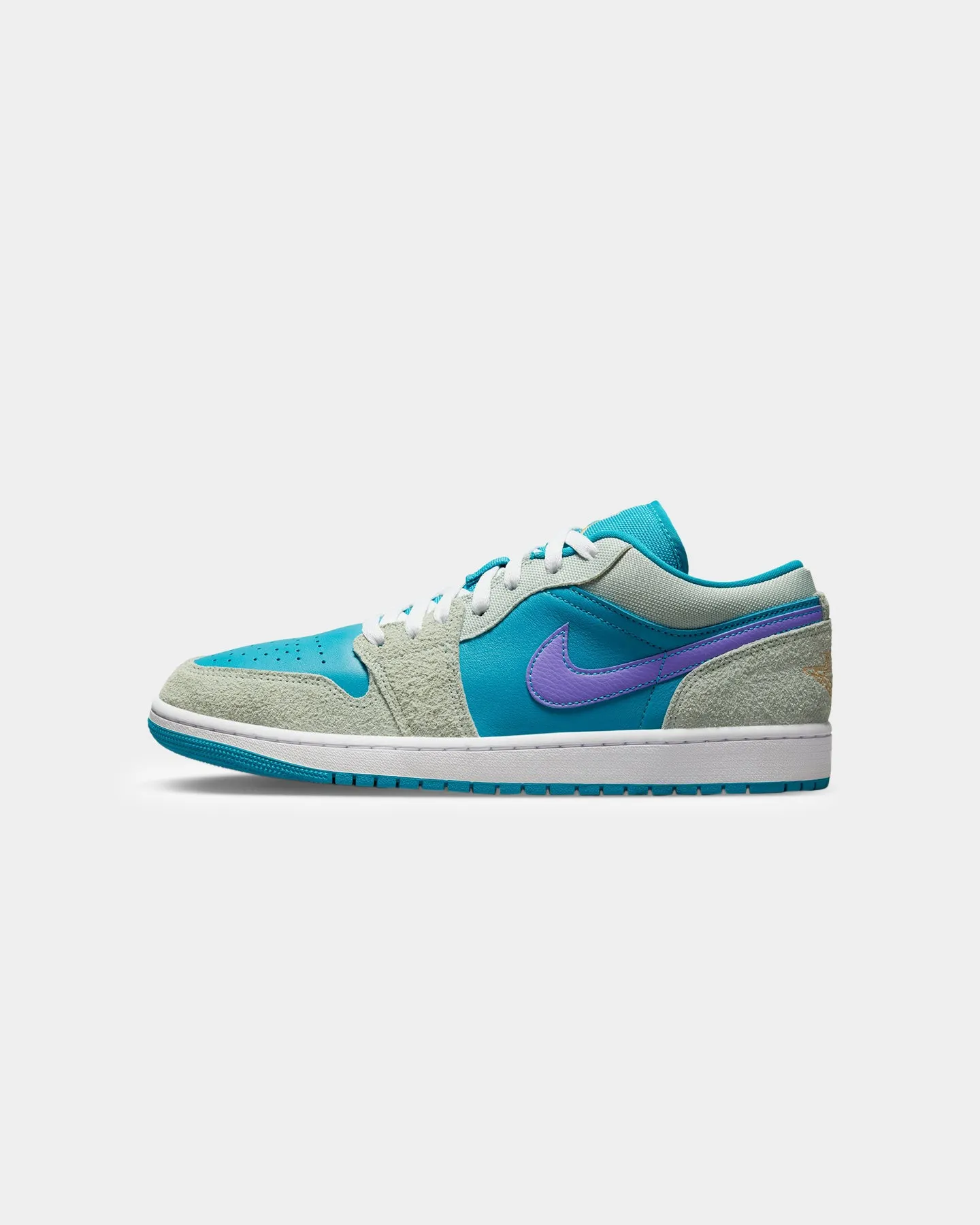 Jordan Air Jordan Low SE "Aquatone" Pistachio Frost Skin Soft