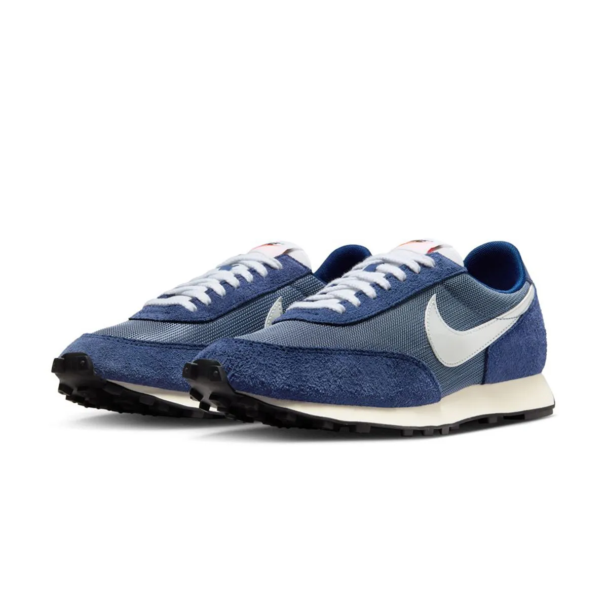 Daybreak SP 'Blue Void Diffused Blue' fashionistas' picks